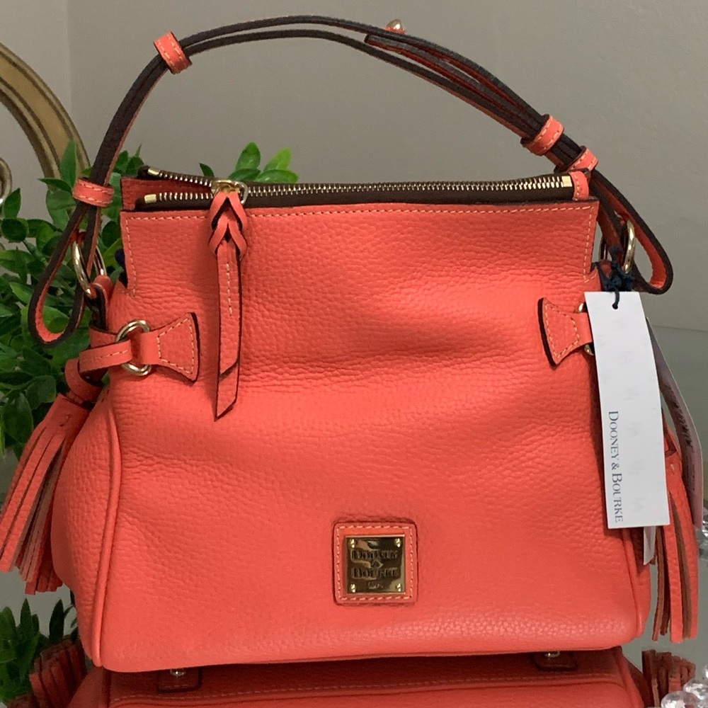 ‼️SALE‼️Dooney & Bourke Coral Tassel Shoul… - Picture 2 of 9